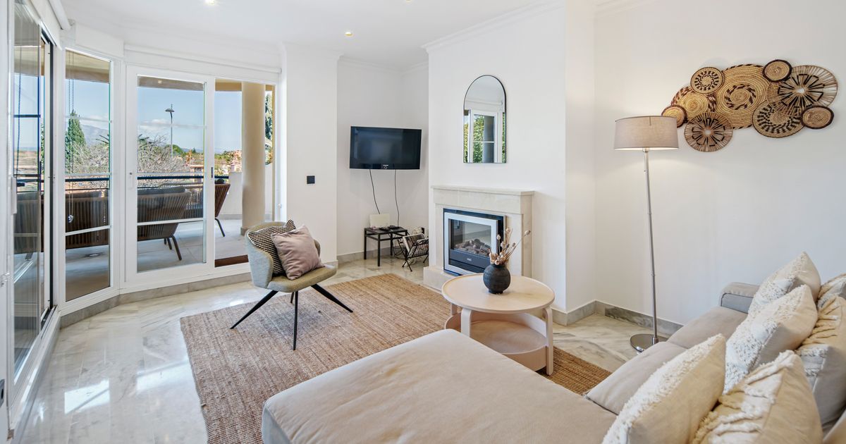 Duplex in Nueva Andalucia, Nueva Andalucia, 5/12