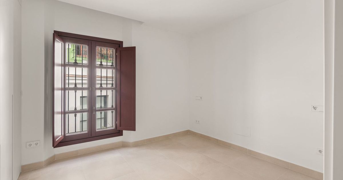 Radhus i Estepona, Estepona, 6/12