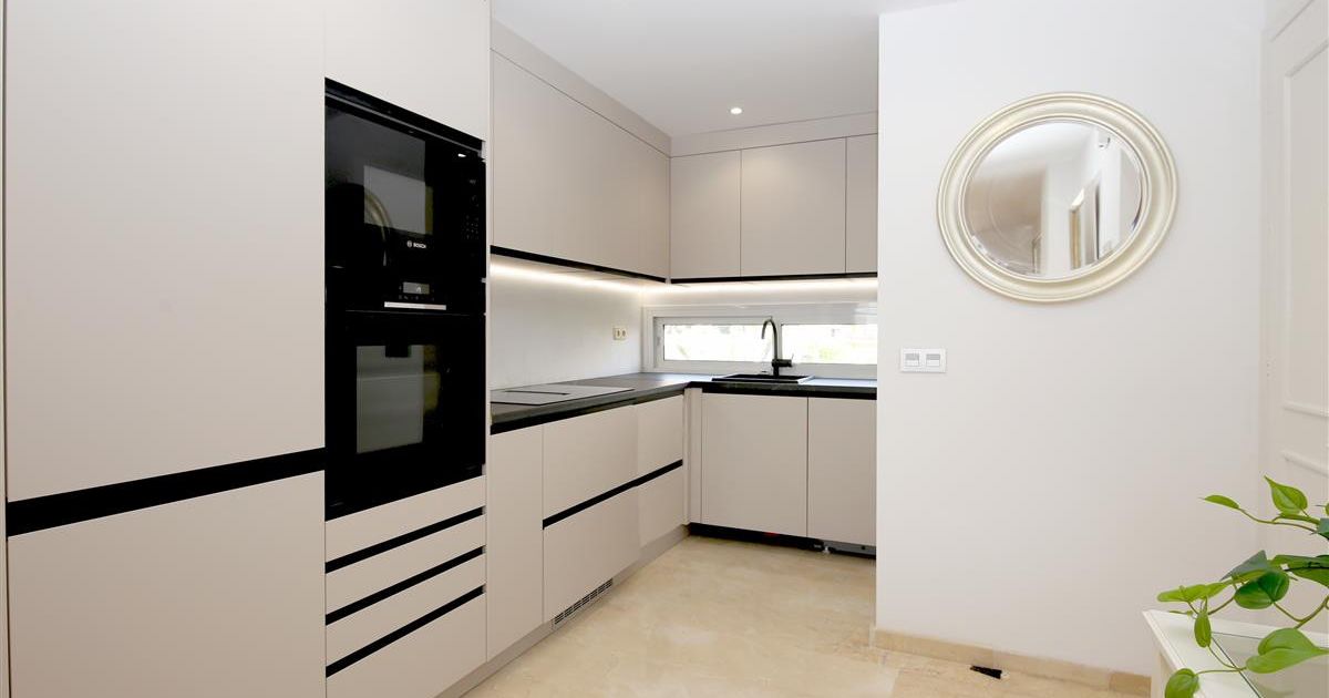 Penthouse in Estepona, Estepona, 8/12