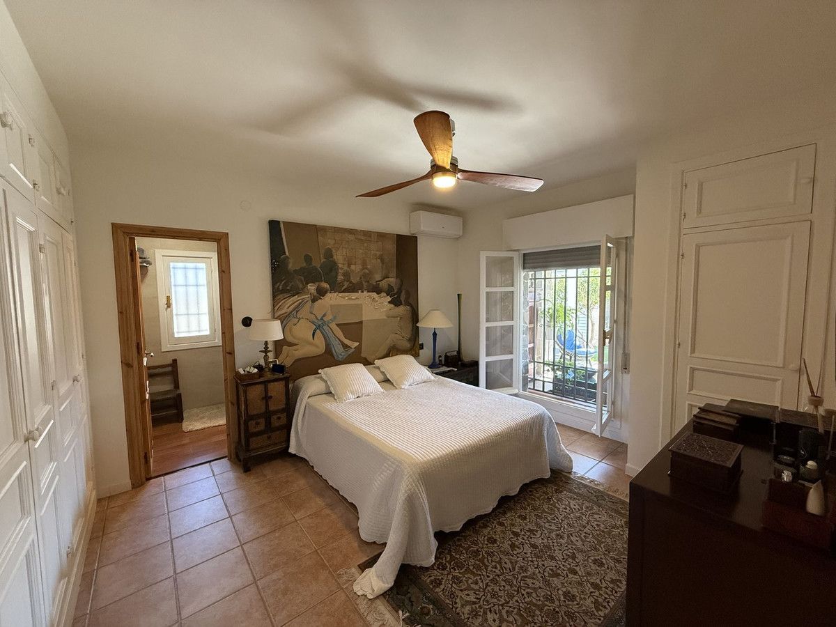 Vrijstaande villa in Torremolinos, Torremolinos, 4/12