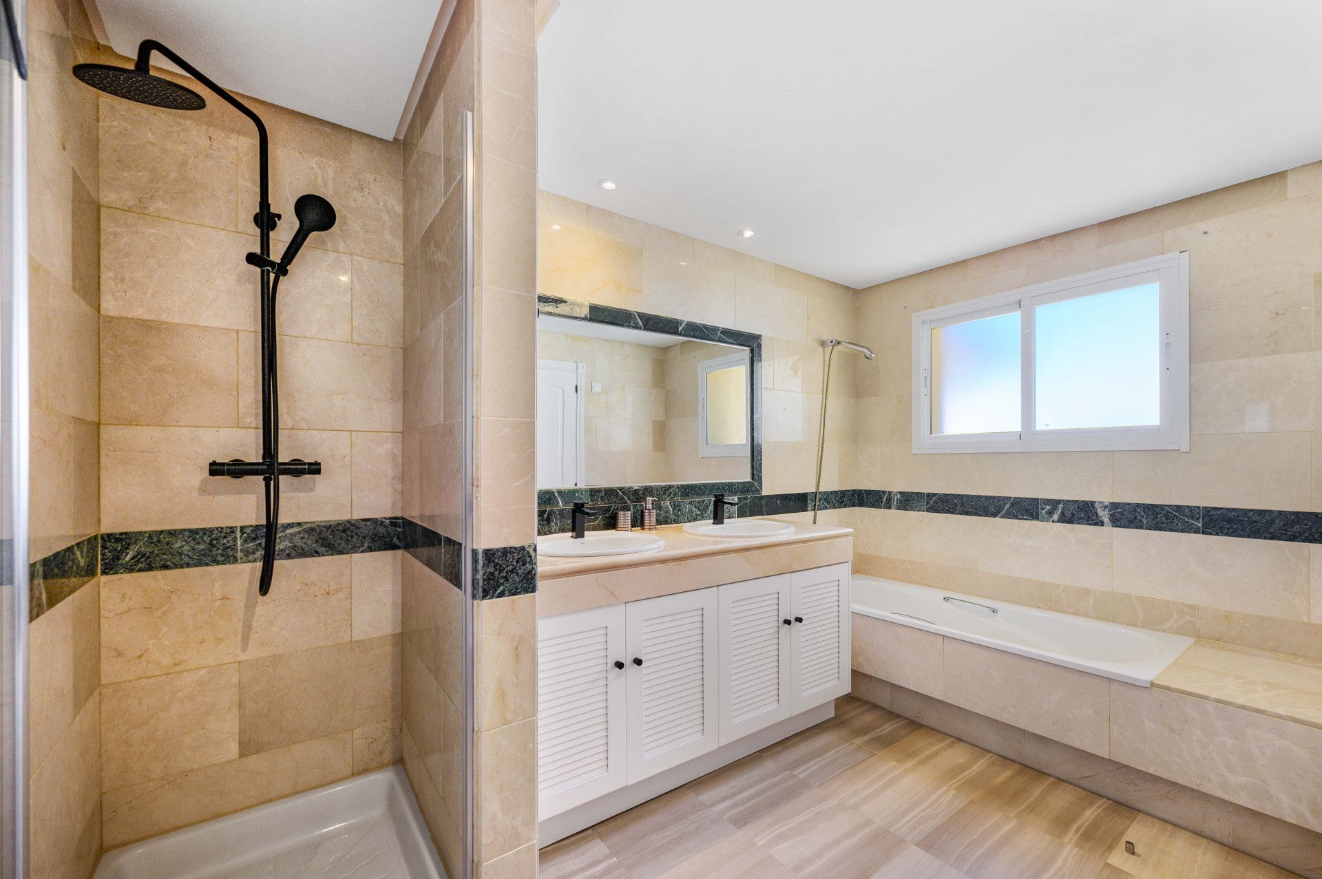 Penthouse in Marbella, Marbella, 12/12