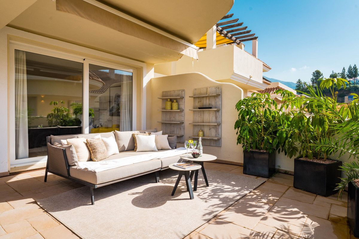 Duplex in Nueva Andalucía, Nueva Andalucía, 2/12