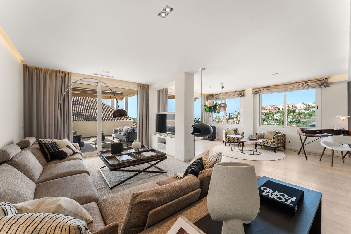 Duplex in Nueva Andalucía, Nueva Andalucía, 3/12