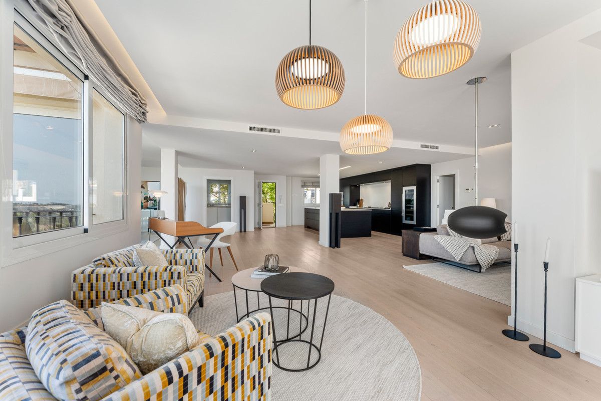 Duplex in Nueva Andalucía, Nueva Andalucía, 5/12