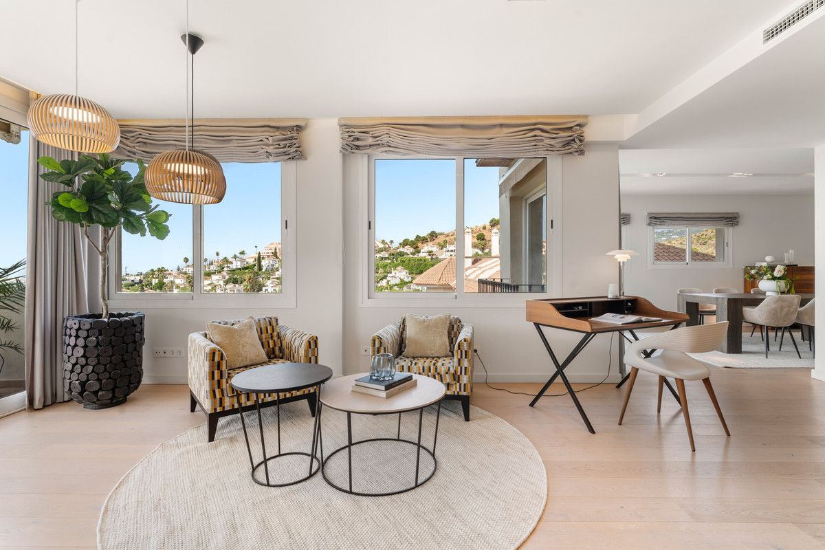 Duplex in Nueva Andalucía, Nueva Andalucía, 7/12