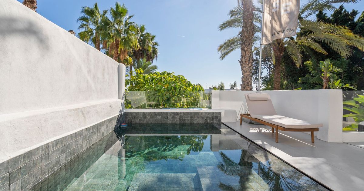 Duplex in El Paraiso, El Paraiso, 2/12