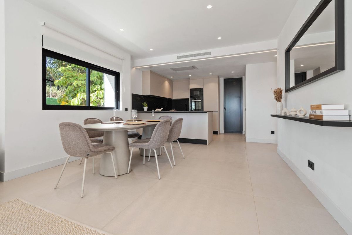 Duplex in El Paraiso, El Paraiso, 12/12