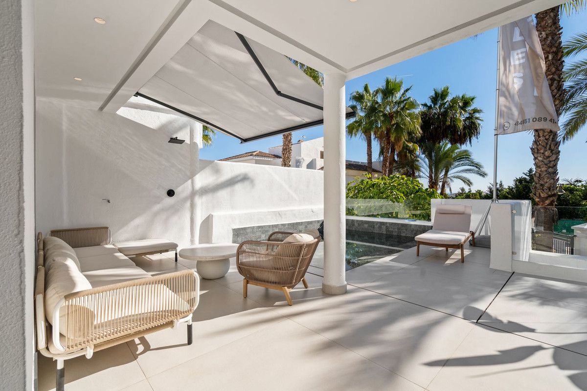 Duplex in El Paraiso, El Paraiso, 6/12