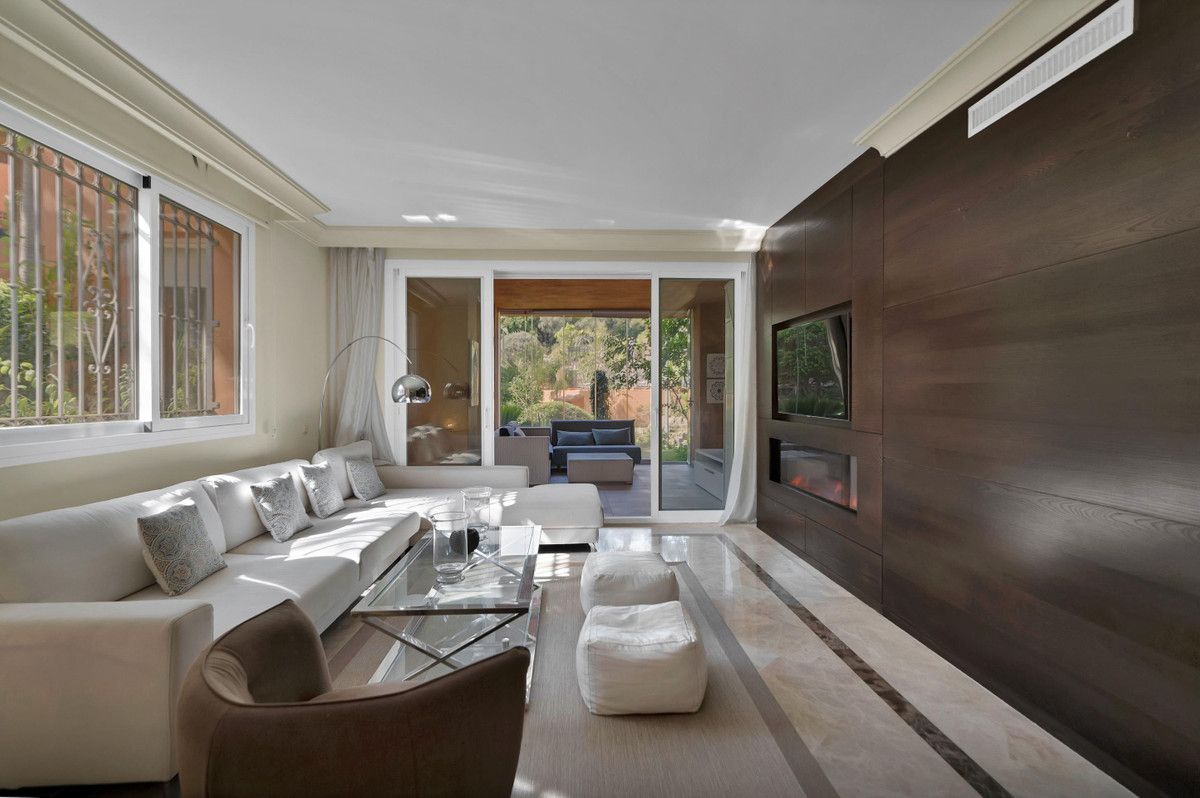 Appartement au Rez-de-Chaussée à Marbella, Marbella, 2/12