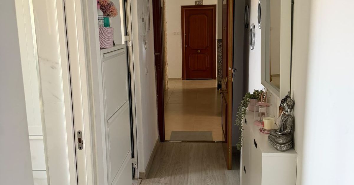 Lägenhet på mittenvåningen i Marbella, Marbella, 4/11