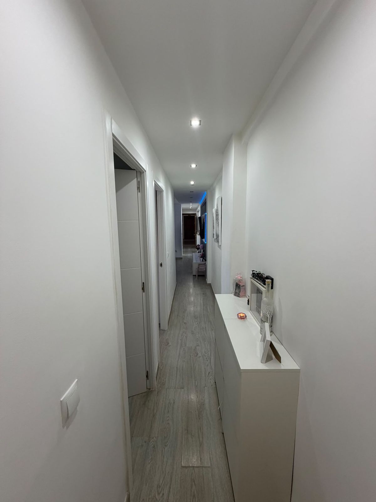 Lägenhet på mittenvåningen i Marbella, Marbella, 5/11
