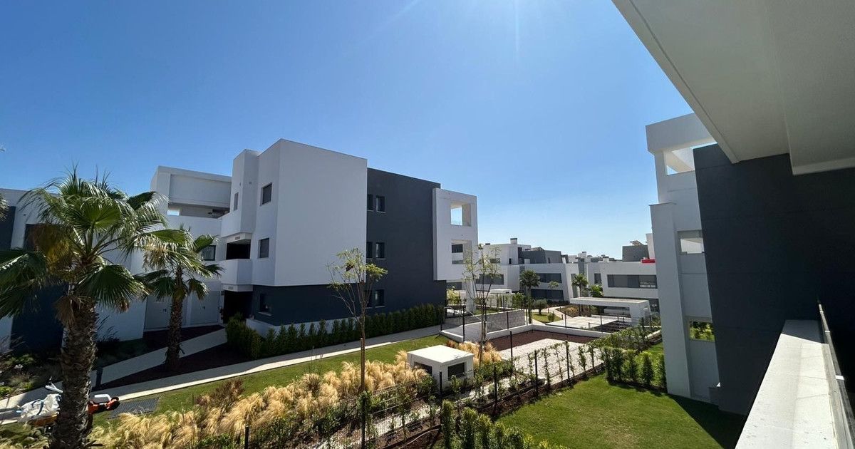 Apartamento de planta media en Selwo, Selwo, 1/12