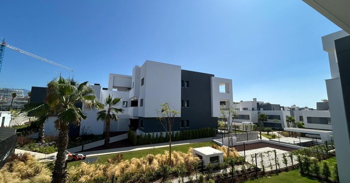 Apartamento de planta media en Selwo, Selwo, 2/12