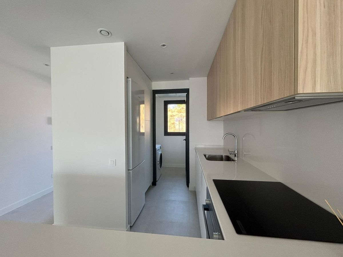 Apartamento de planta media en Selwo, Selwo, 6/12