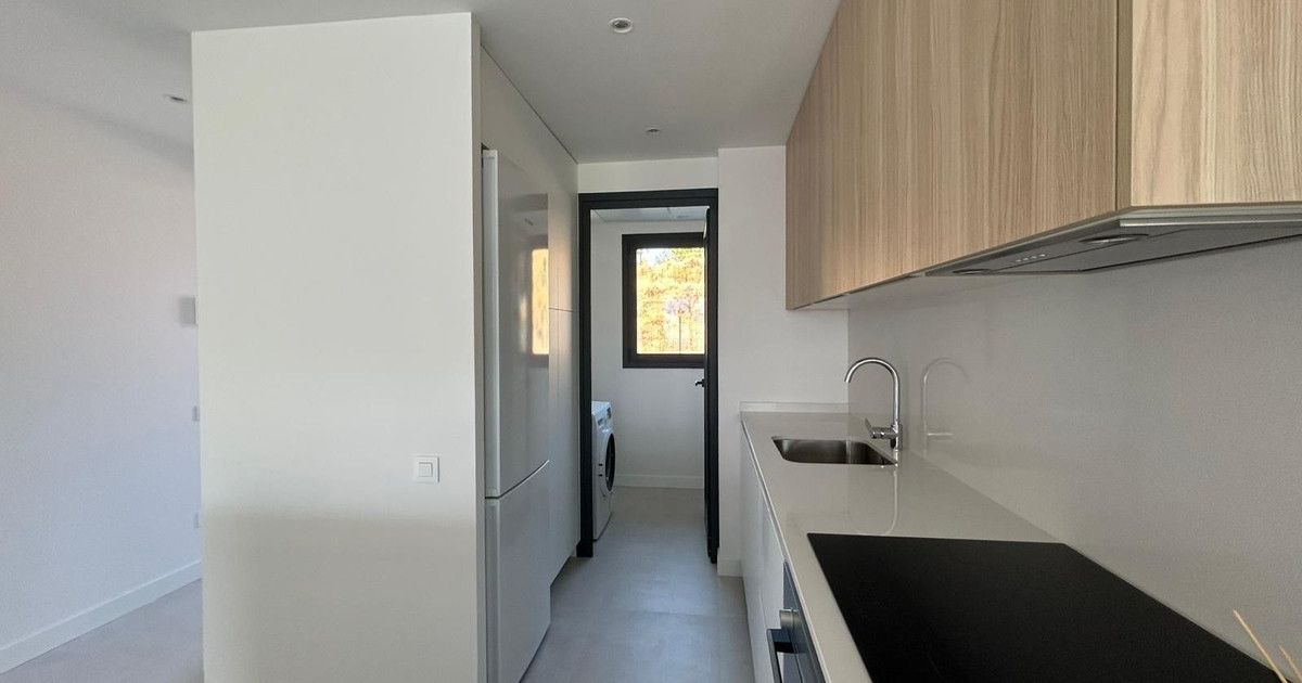 Apartamento de planta media en Selwo, Selwo, 6/12