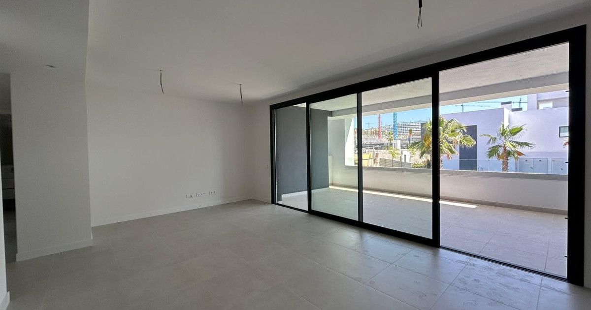 Apartamento de planta media en Selwo, Selwo, 7/12