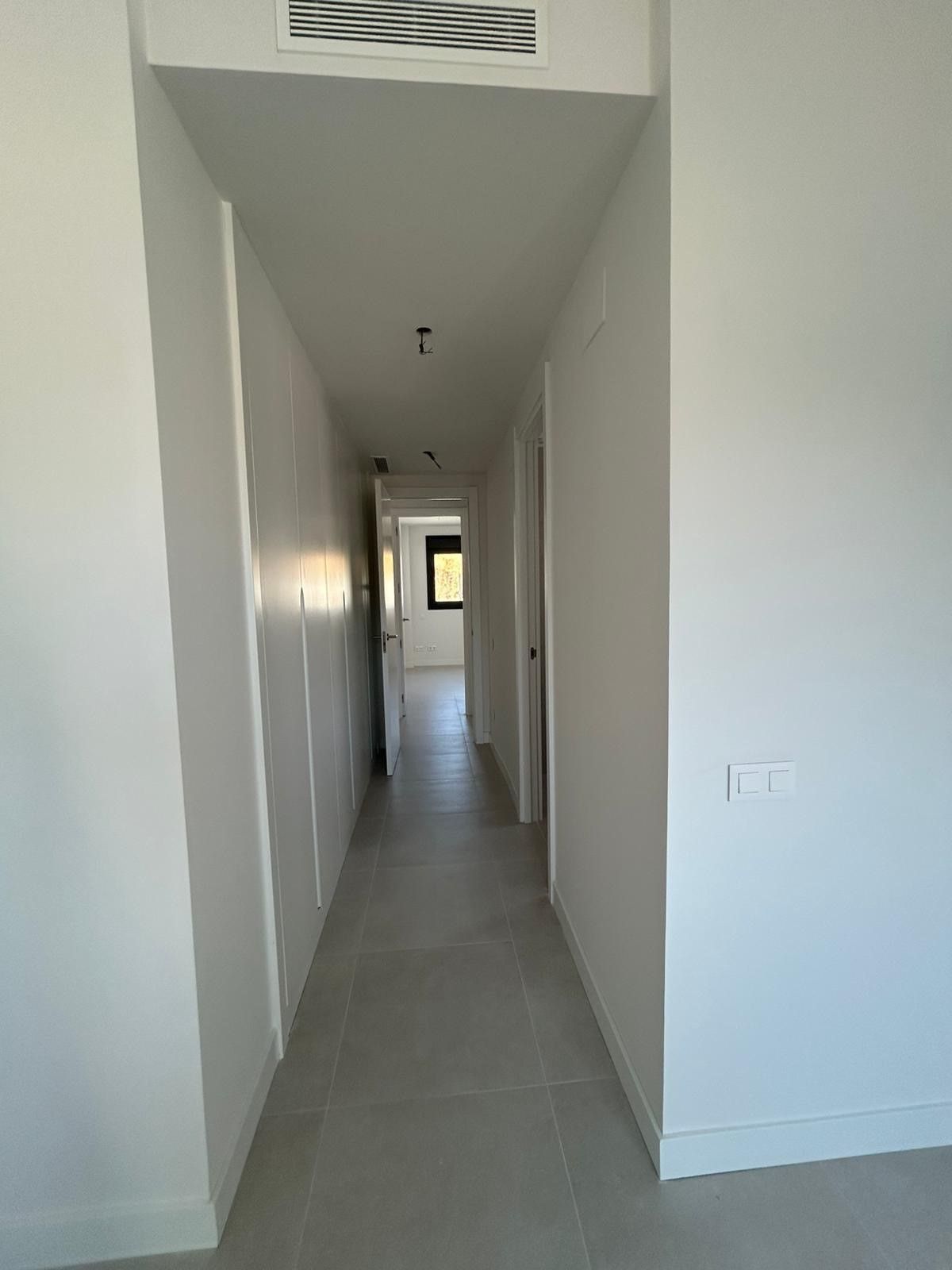 Apartamento de planta media en Selwo, Selwo, 8/12