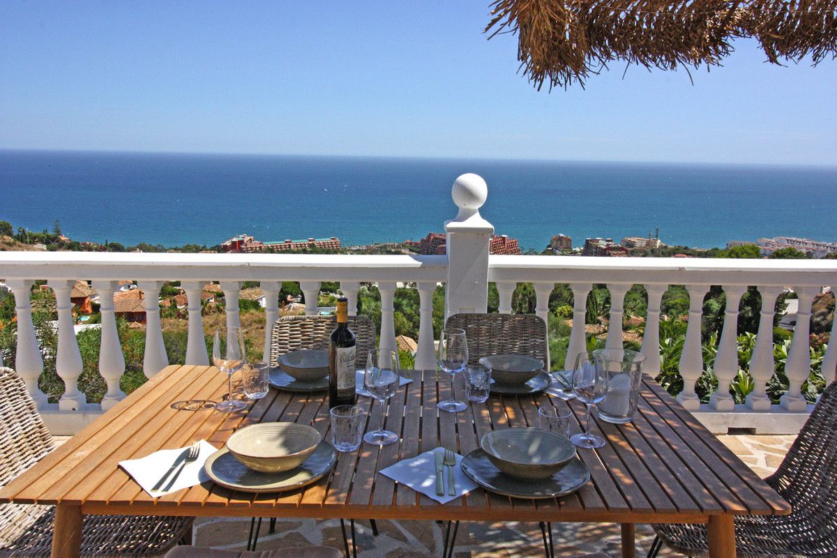 Detached Villa in La Capellania, La Capellania, 3/12