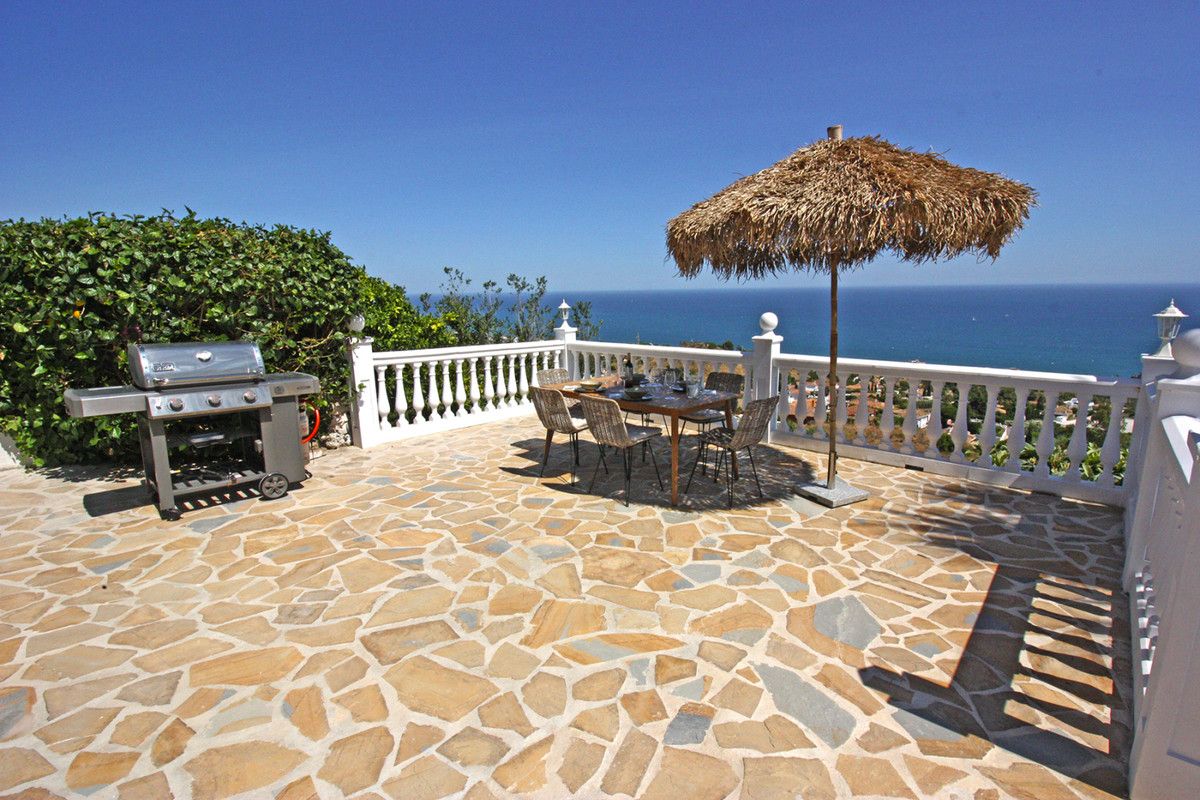 Detached Villa in La Capellania, La Capellania, 9/12