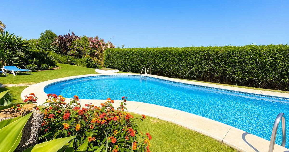 Apartamento en planta media en Estepona, Estepona, 2/12