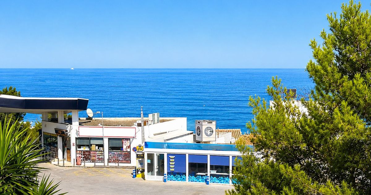 Apartamento en planta media en Estepona, Estepona, 12/12
