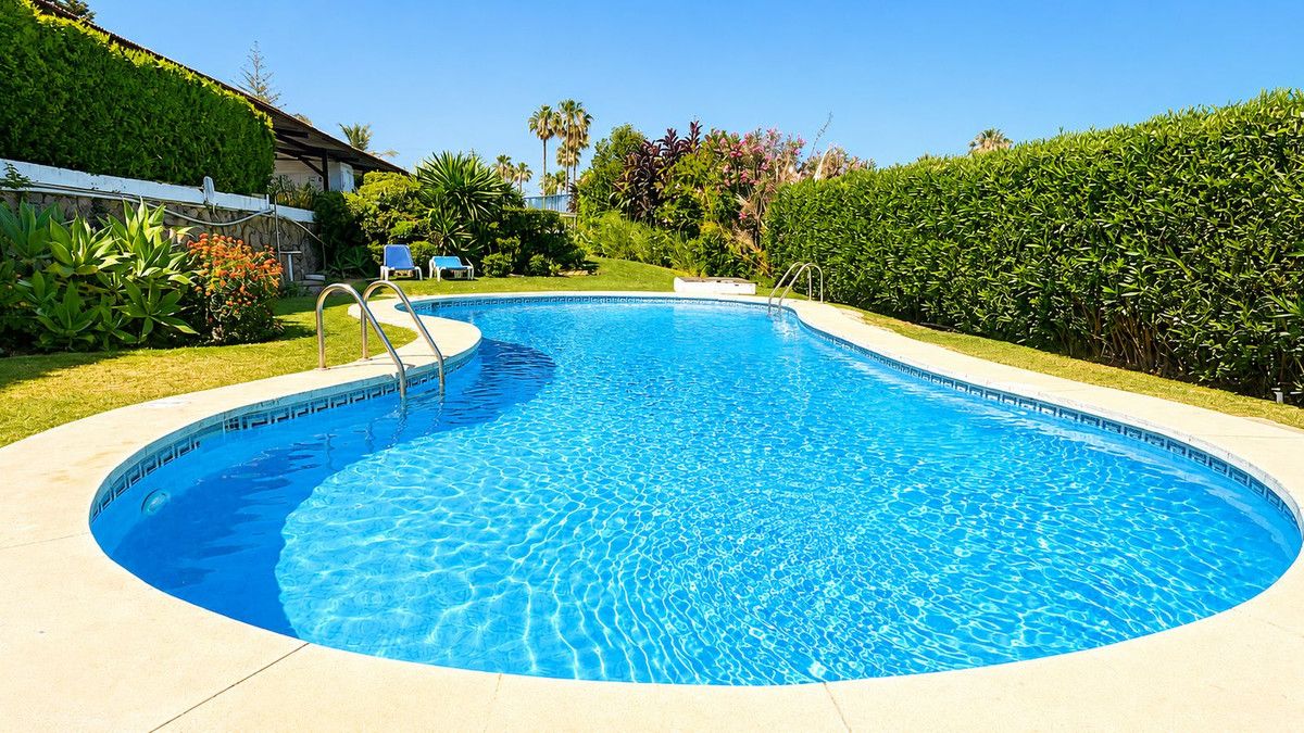 Apartamento en planta media en Estepona, Estepona, 3/12