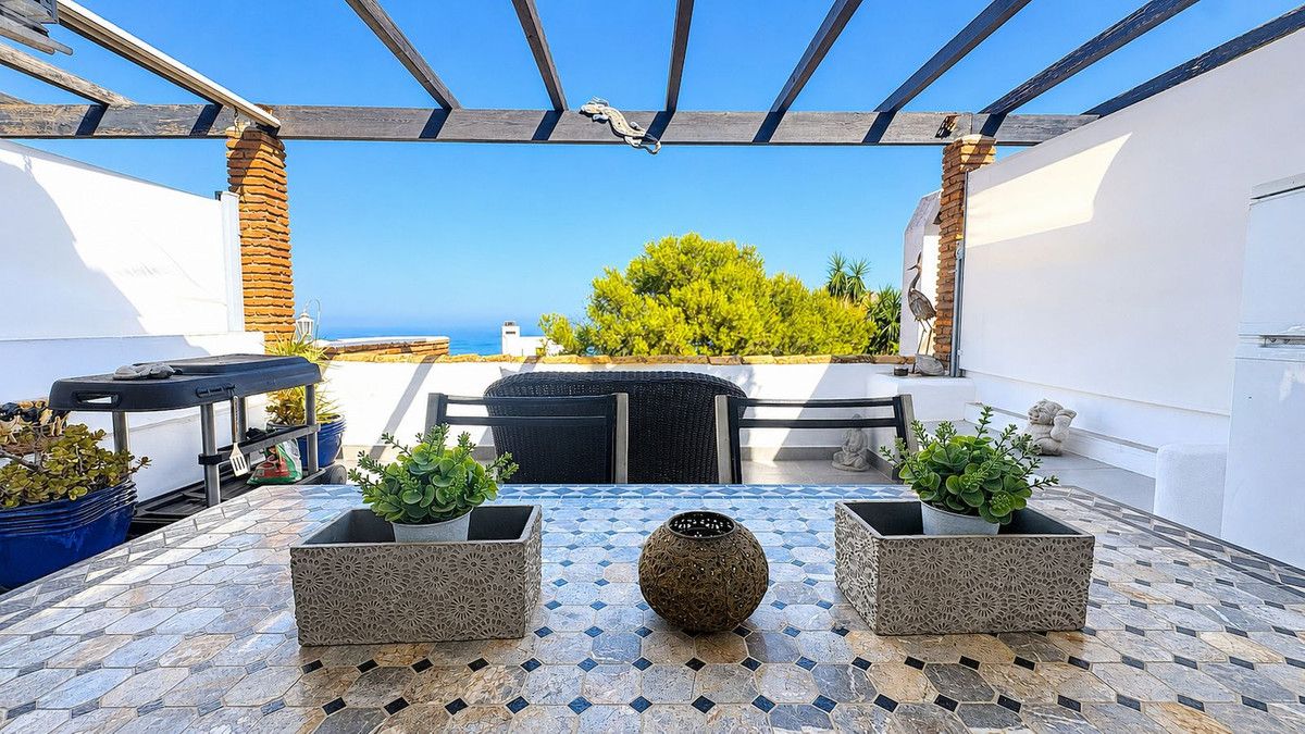 Apartamento en planta media en Estepona, Estepona, 9/12