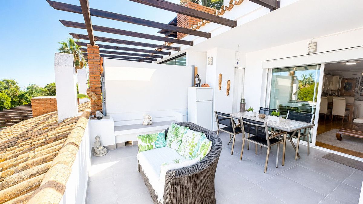 Apartamento en planta media en Estepona, Estepona, 10/12