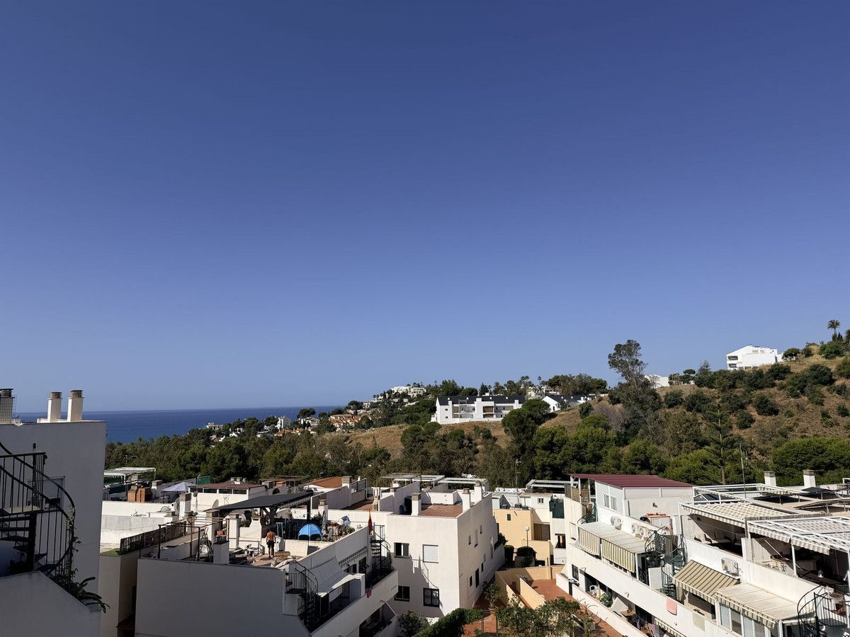 Middle Floor Apartment in Benalmadena, Benalmadena, 1/12