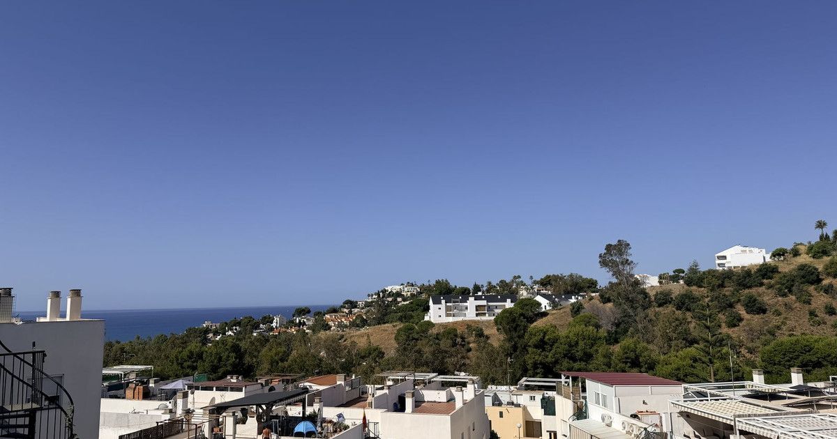 Middle Floor Apartment in Benalmadena, Benalmadena, 1/12