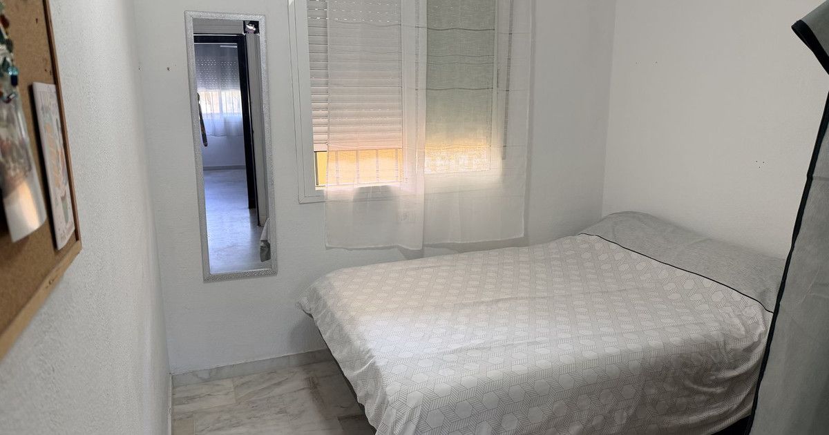 Middle Floor Apartment in Benalmadena, Benalmadena, 11/12