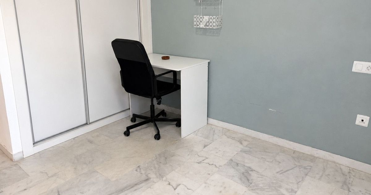 Middle Floor Apartment in Benalmadena, Benalmadena, 12/12