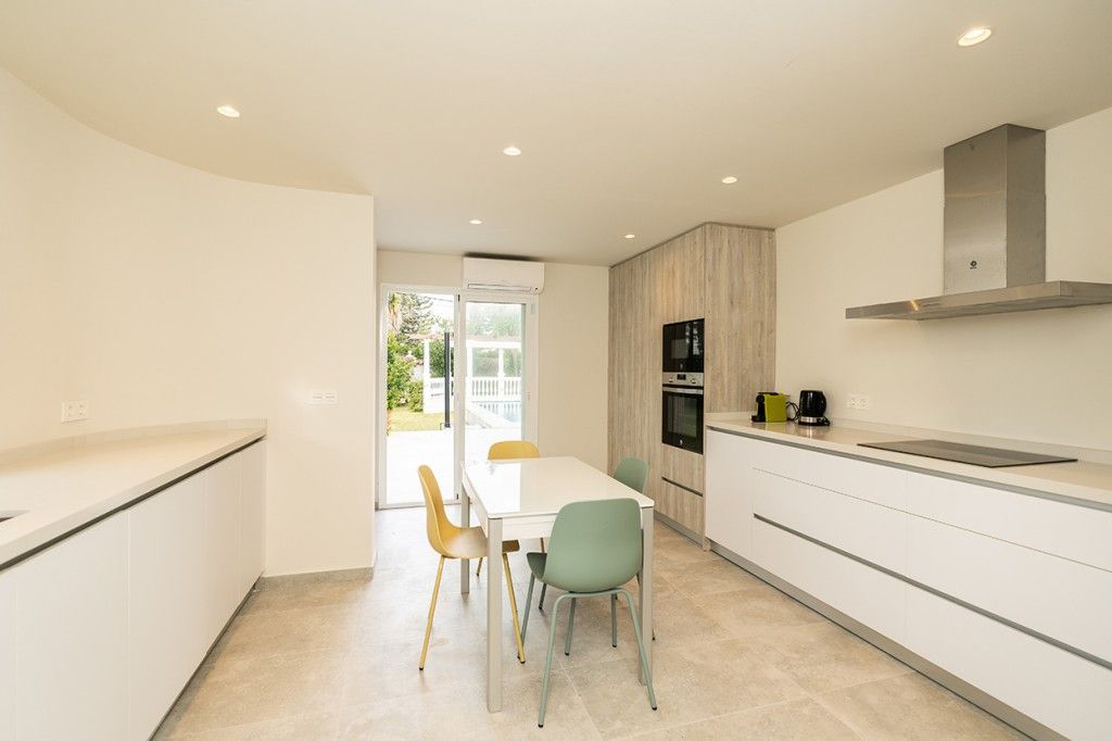 Detached Villa in Marbesa, Marbesa, 5/12