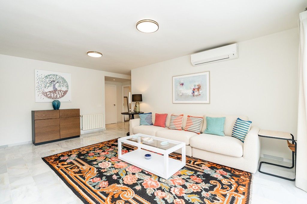 Detached Villa in Marbesa, Marbesa, 8/12