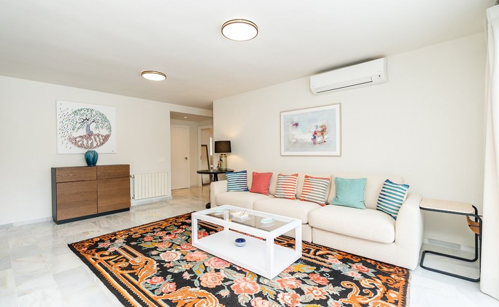Detached Villa in Marbesa, Marbesa, 8/12