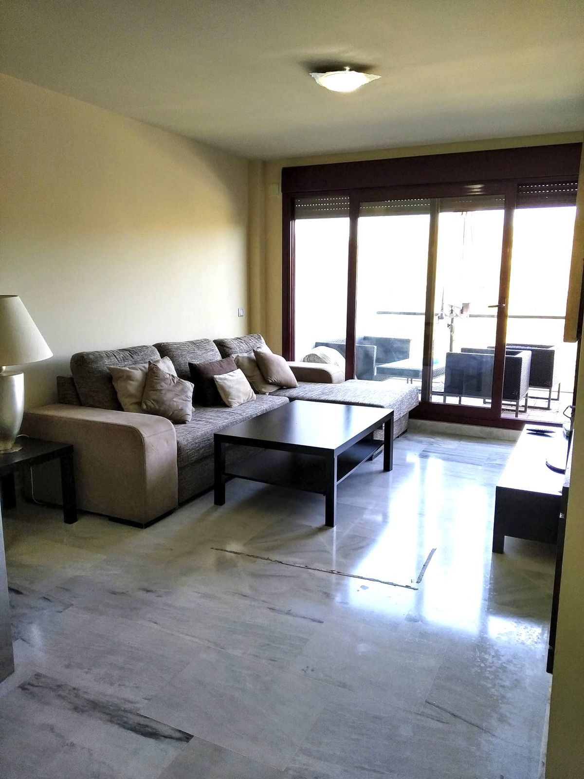 Middle Floor Apartment in Benahavís, Benahavís, 2/12
