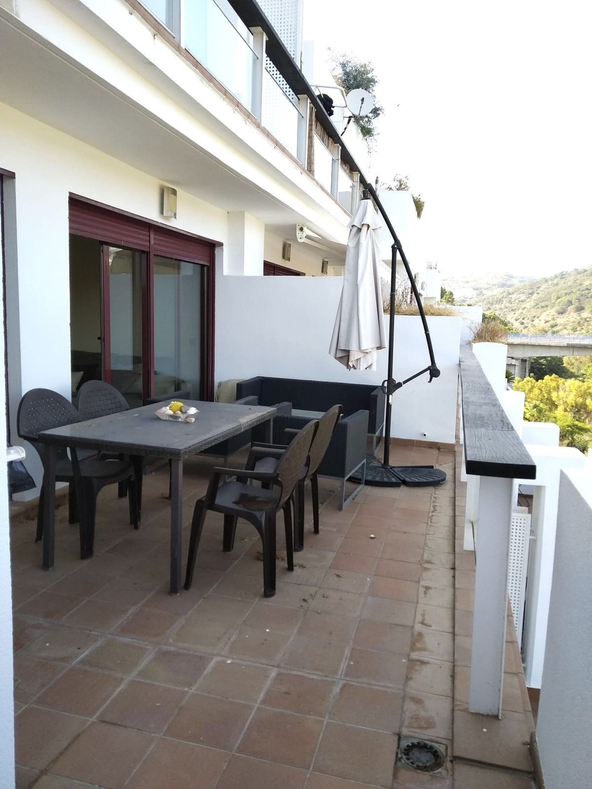 Middle Floor Apartment in Benahavís, Benahavís, 3/12