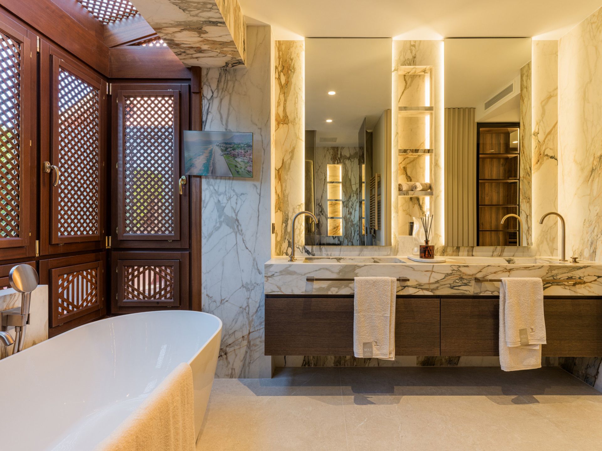 Duplex Penthouse in Estepona, Torre Bermeja, Estepona, 10/12