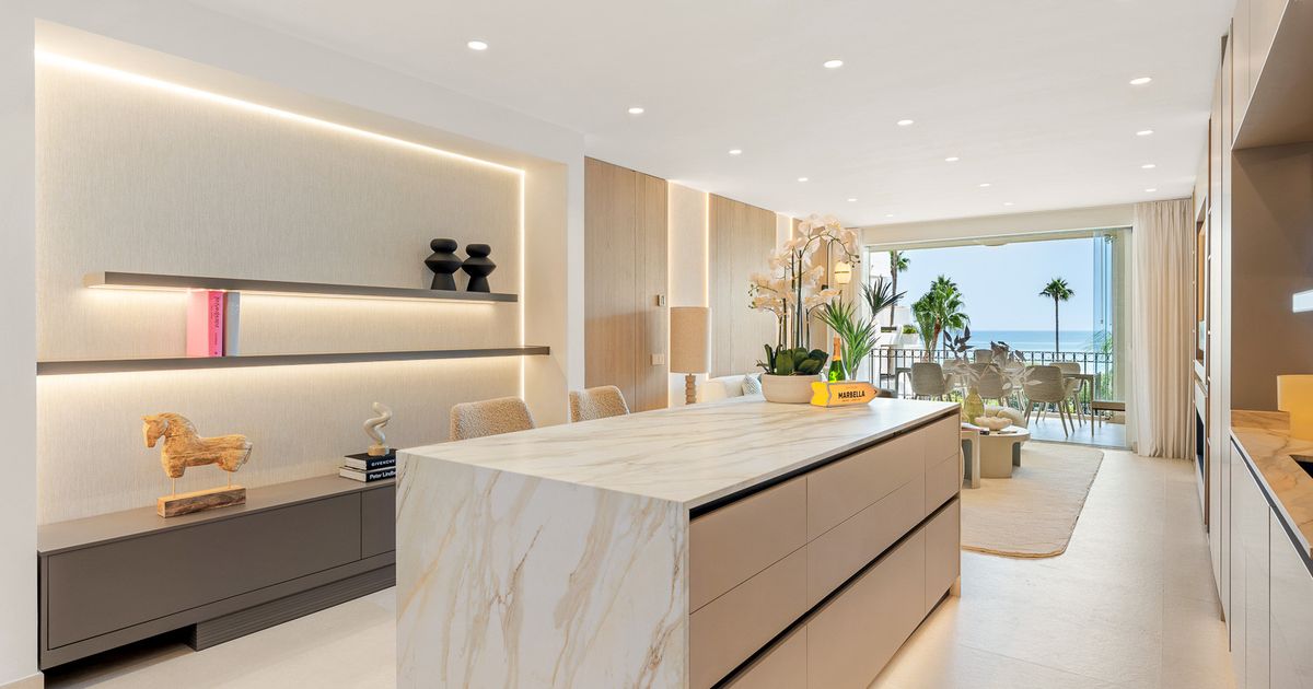 Apartment in Estepona, Bahía del Velerín, Estepona, 10/12