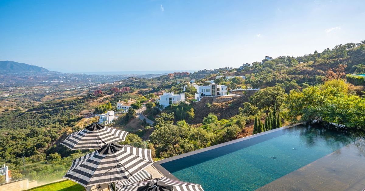 Villa Independiente en Elviria, Elviria, 1/12
