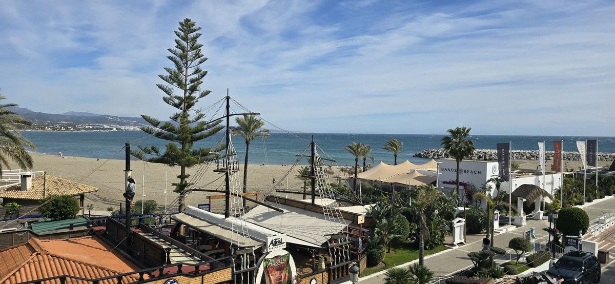 Apartamento de planta media en Puerto Banús, Puerto Banús, 11/12