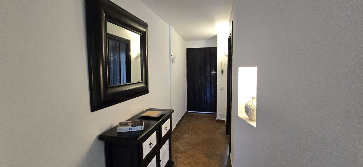 Apartamento de planta media en Puerto Banús, Puerto Banús, 9/12