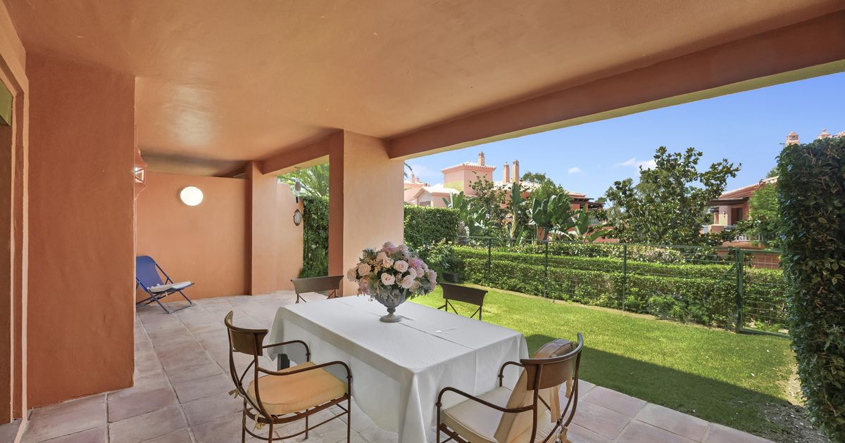 Ground Floor Apartment in Estepona, Benatalaya, Estepona, 3/12