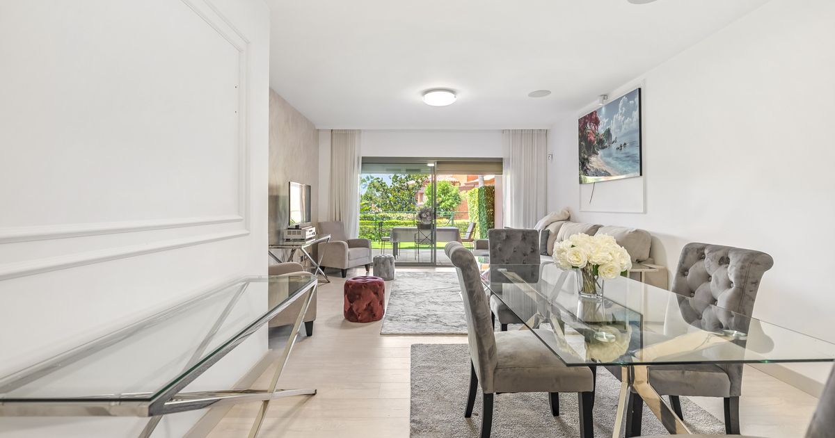 Ground Floor Apartment in Estepona, Benatalaya, Estepona, 4/12