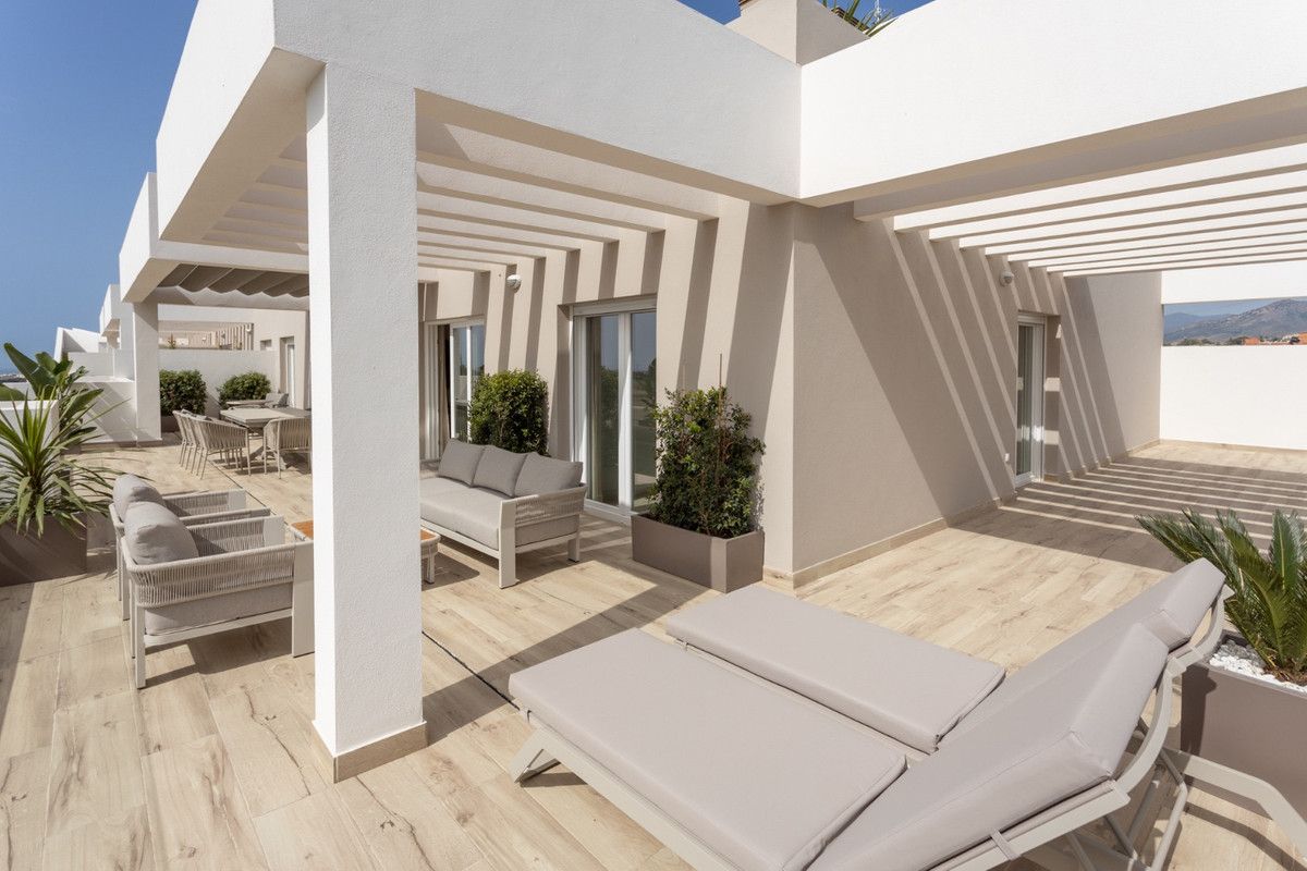 Appartement op de middelste verdieping in Nueva Andalucía, Nueva Andalucía, 8/12