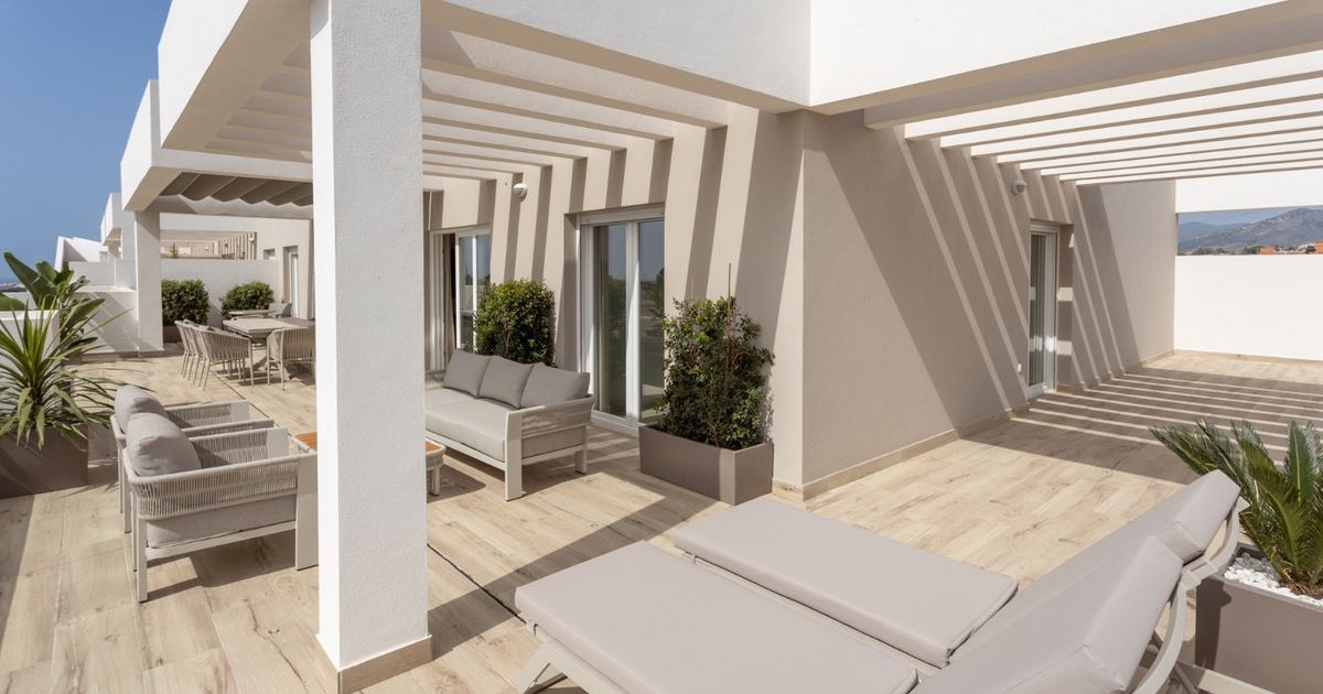 Appartement op de middelste verdieping in Nueva Andalucía, Nueva Andalucía, 8/12