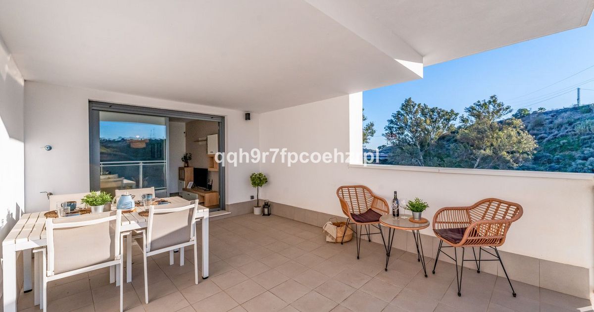 Middle Floor Apartment in La Cala de Mijas, La Cala de Mijas, 1/12