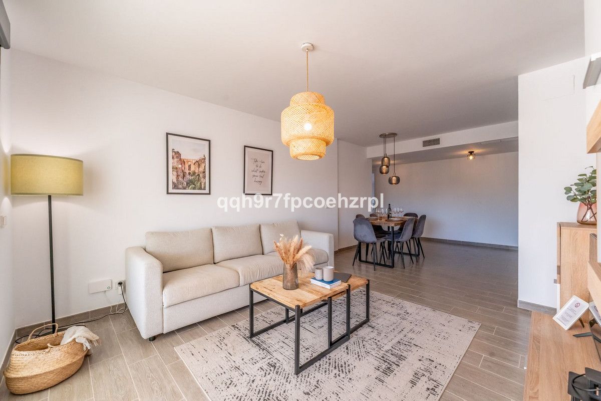 Middle Floor Apartment in La Cala de Mijas, La Cala de Mijas, 2/12