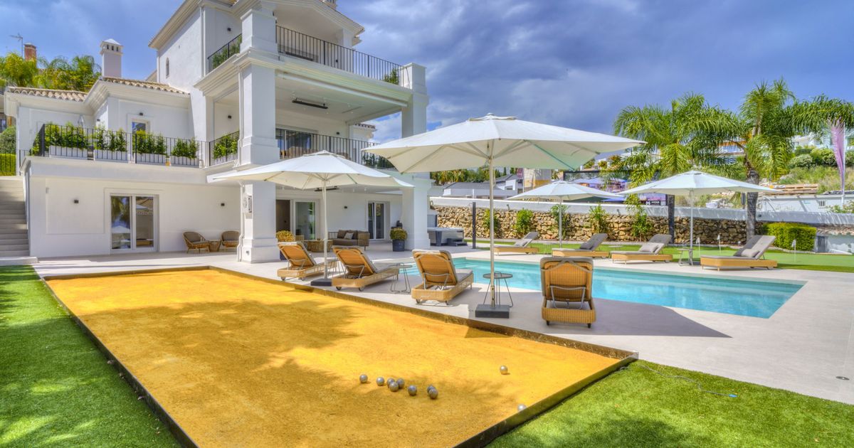 Villa in Nueva Andalucia, Nueva Andalucia, 1/12