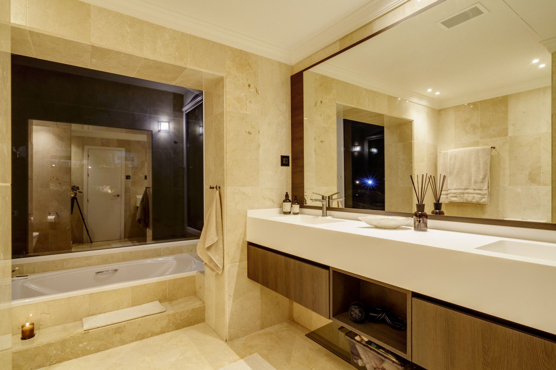 Villa in Nueva Andalucia, Nueva Andalucia, 2/12